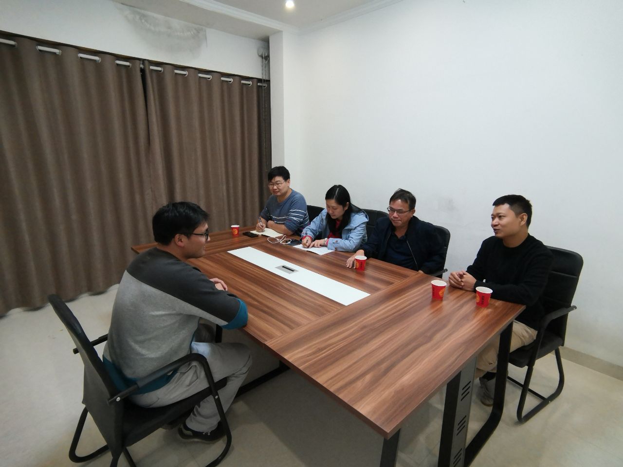 图片关键词