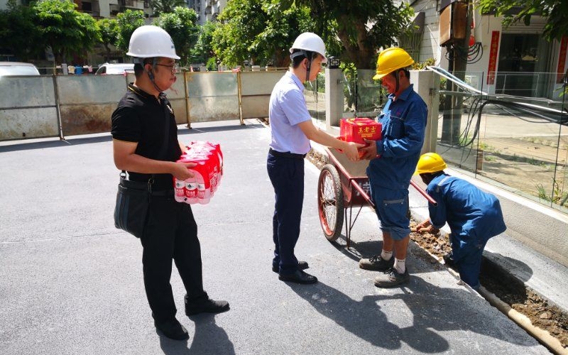 海南控股强化新基建项目施工安全 加快在建电动汽车充电站项目进度