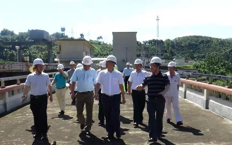 省政府副省长、省三防总指挥刘平治 莅临牛路岭水库检查指导防汛工作