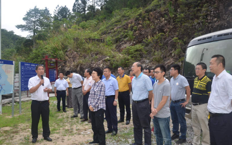 坚守绿水青山初心，牢记绿色发展使命&mdash;&mdash;海南省政协副主席、省级河长马勇霞到保亭县开展巡河督查工作