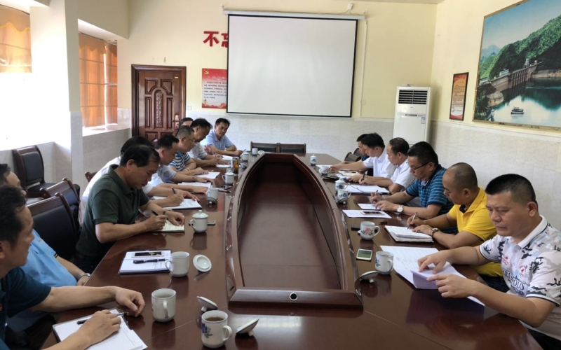 查找不足堵漏洞 发掘亮点促推广   --天汇能源安全生产态势评估小组到牛路岭分公司开展评估工作